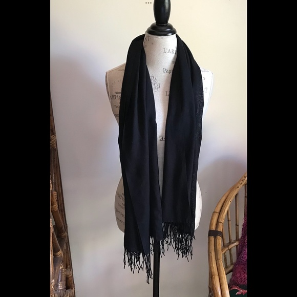 Fringed True Black Breathable Wrap Scarf Shawl Great for Vacation Day to Night - Picture 4 of 5